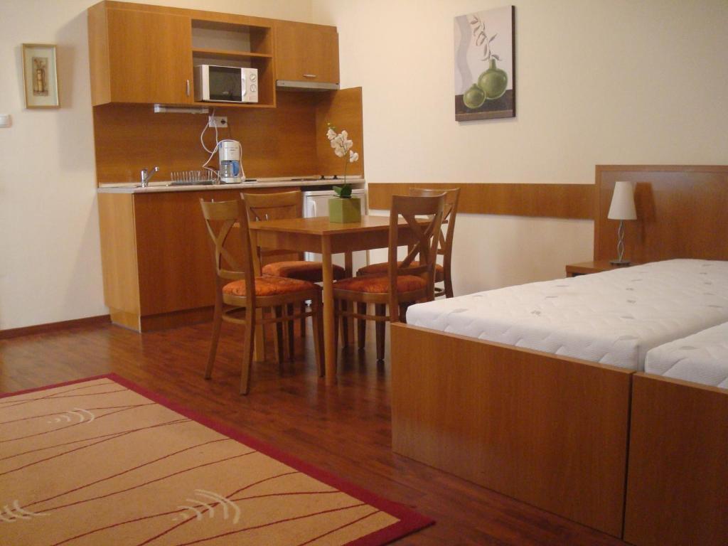 Carpe Diem Apartment Гайдусобосло Номер фото