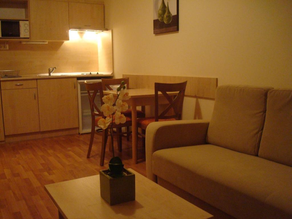 Carpe Diem Apartment Гайдусобосло Номер фото