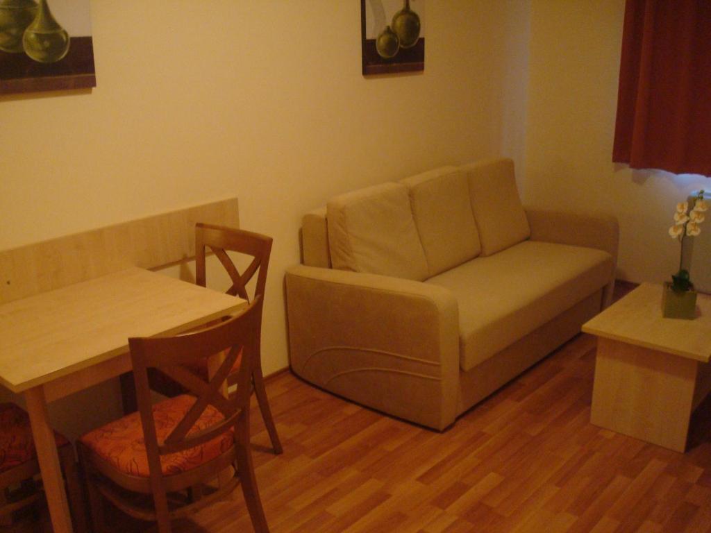 Carpe Diem Apartment Гайдусобосло Номер фото