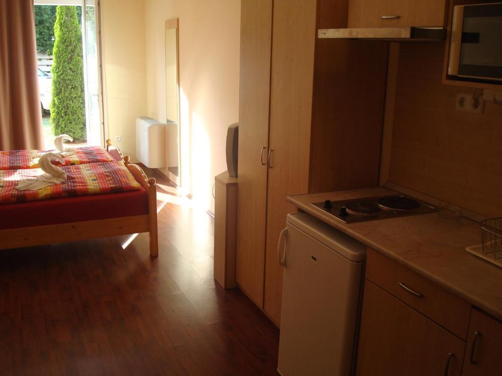 Carpe Diem Apartment Гайдусобосло Номер фото