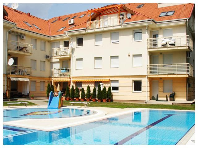 Carpe Diem Apartment Гайдусобосло Екстер'єр фото