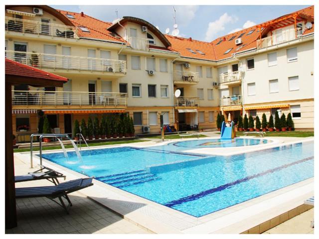 Carpe Diem Apartment Гайдусобосло Екстер'єр фото